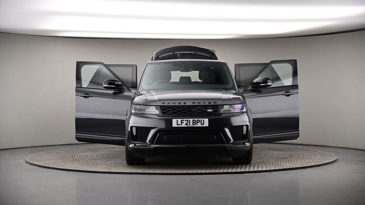 More views of Land Rover Range Rover Sport