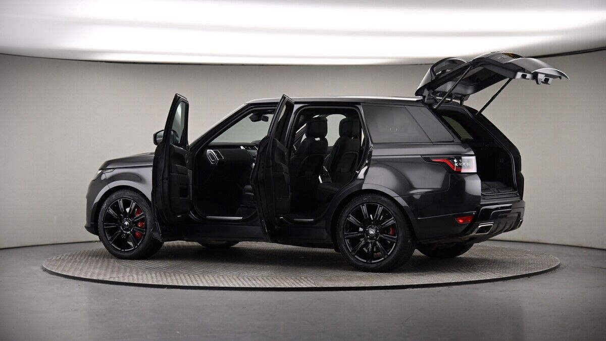 More views of Land Rover Range Rover Sport