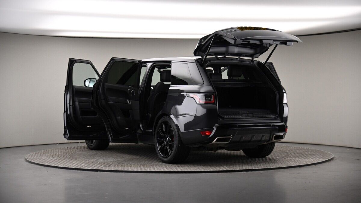 Land Rover Range Rover Sport Image 8