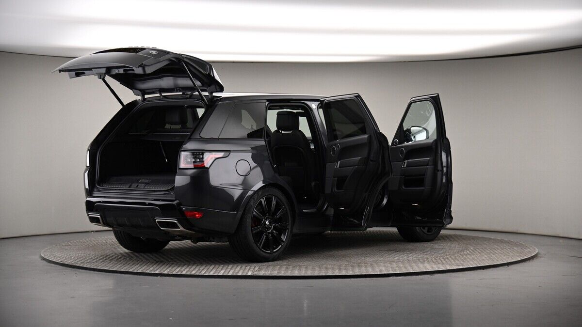More views of Land Rover Range Rover Sport