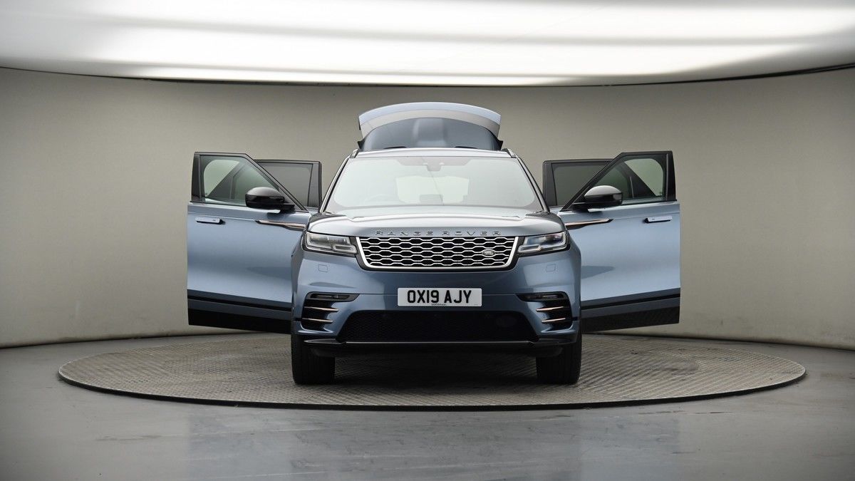 More views of Land Rover Range Rover Velar