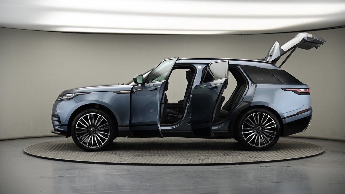 More views of Land Rover Range Rover Velar