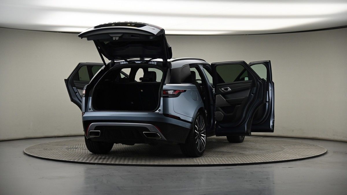 More views of Land Rover Range Rover Velar