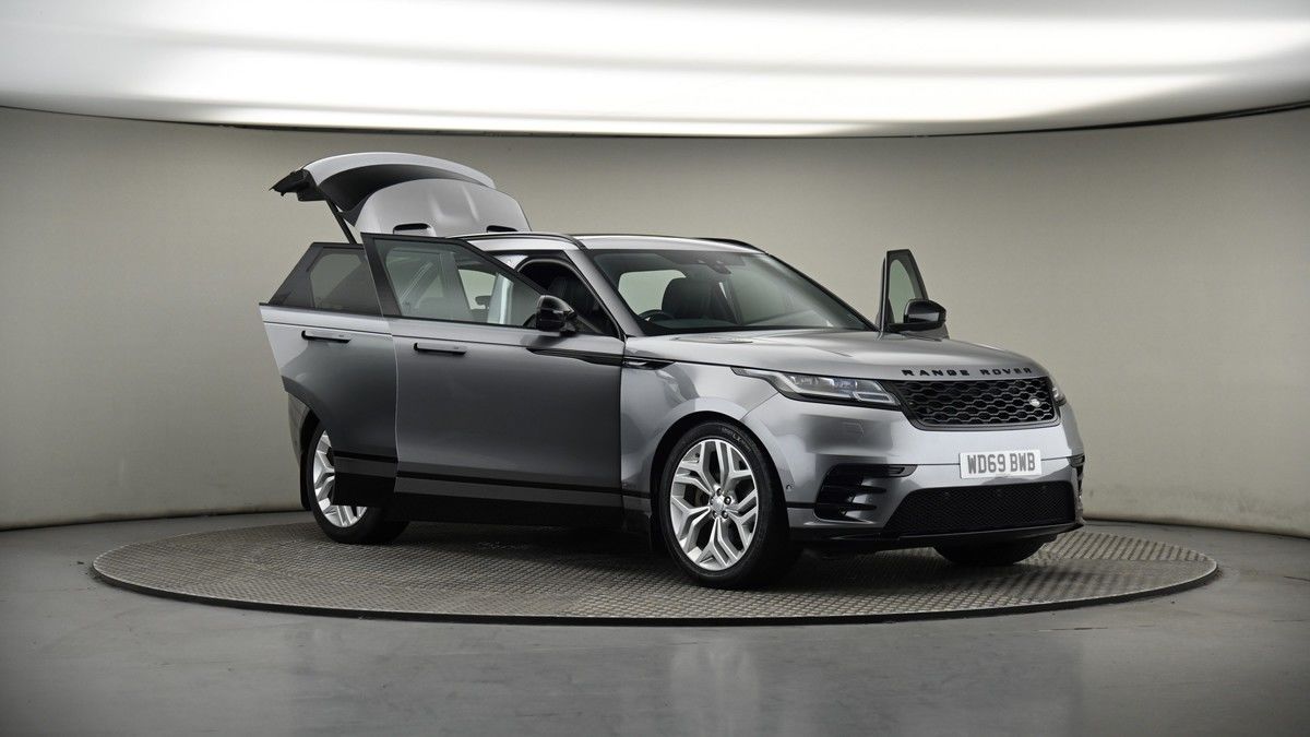 More views of Land Rover Range Rover Velar