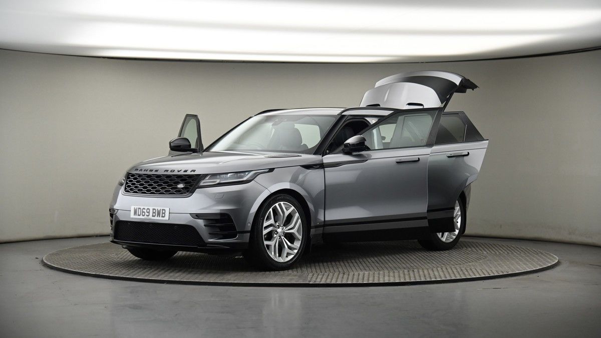 More views of Land Rover Range Rover Velar