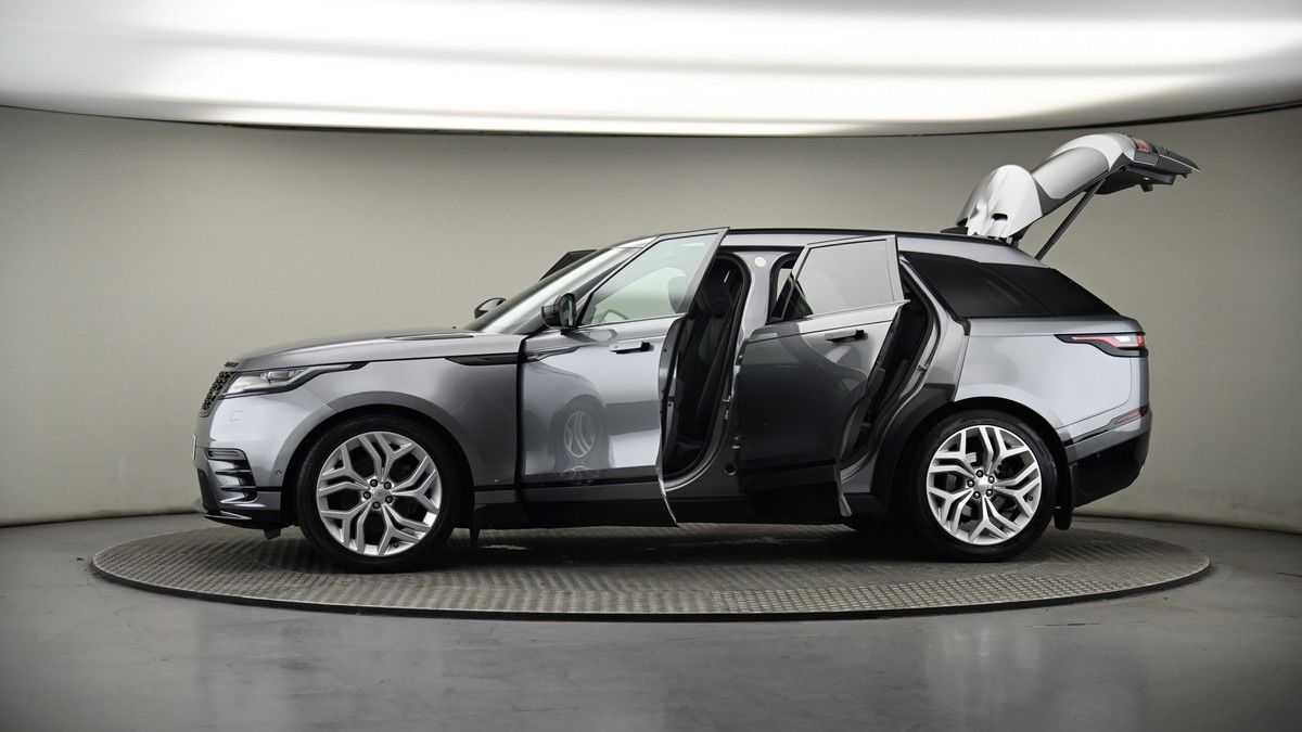 More views of Land Rover Range Rover Velar