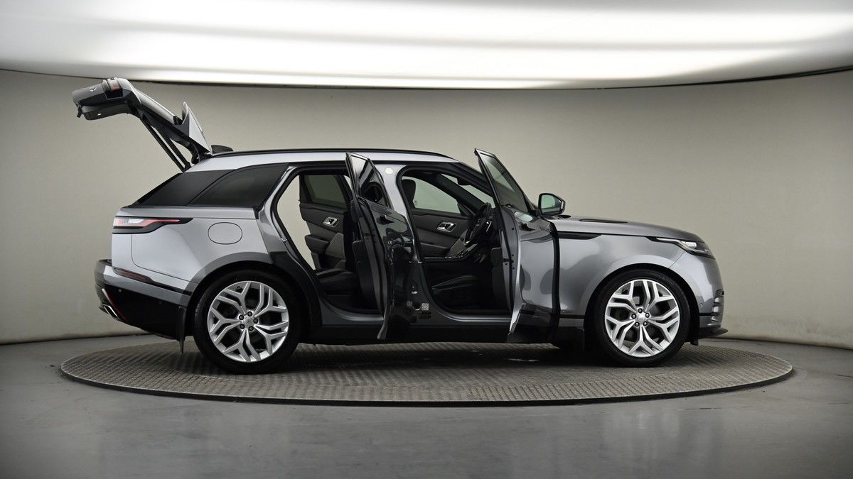 More views of Land Rover Range Rover Velar