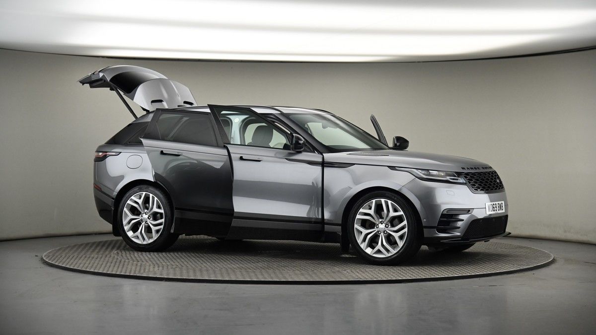 More views of Land Rover Range Rover Velar