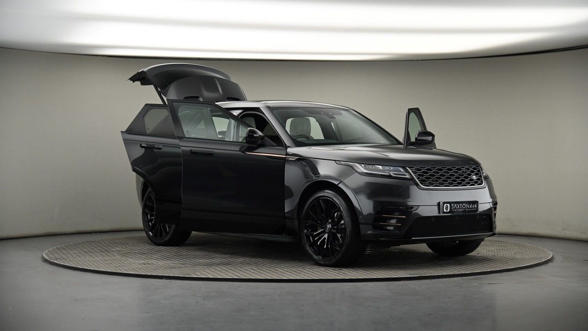 More views of Land Rover Range Rover Velar