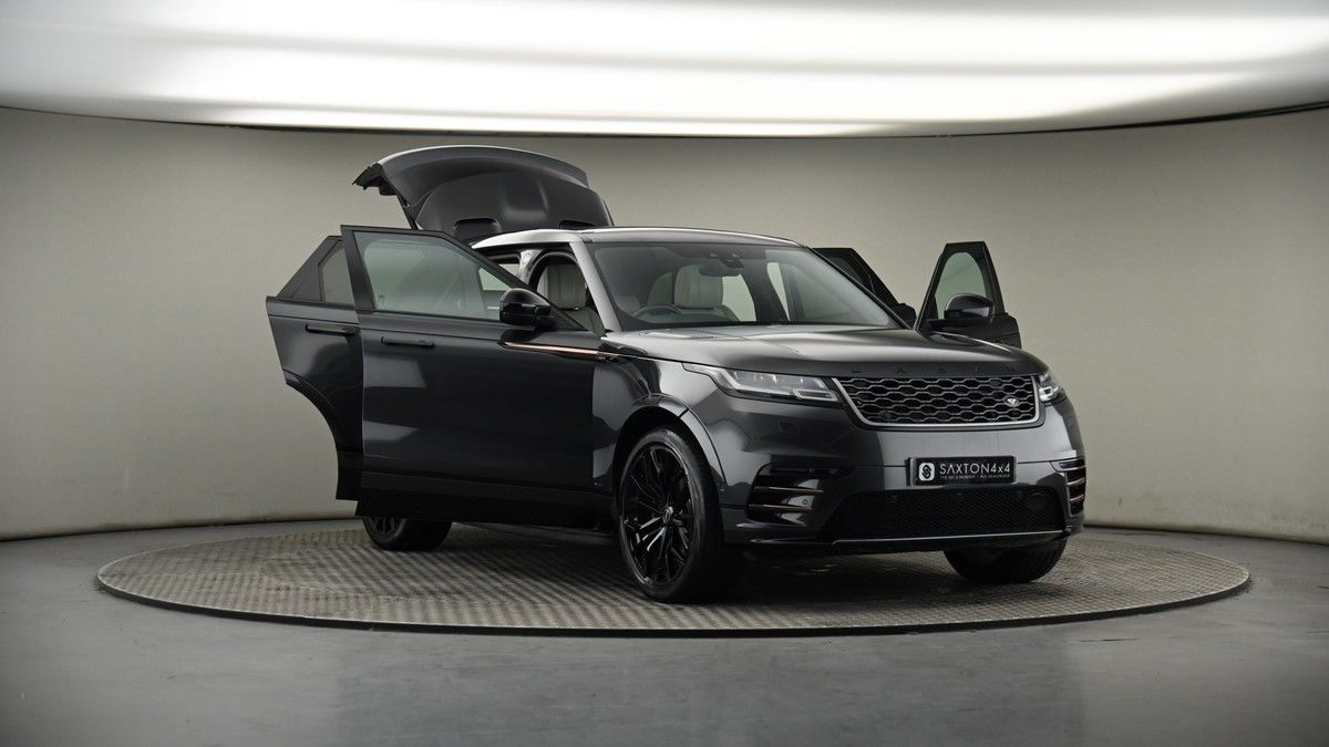 More views of Land Rover Range Rover Velar