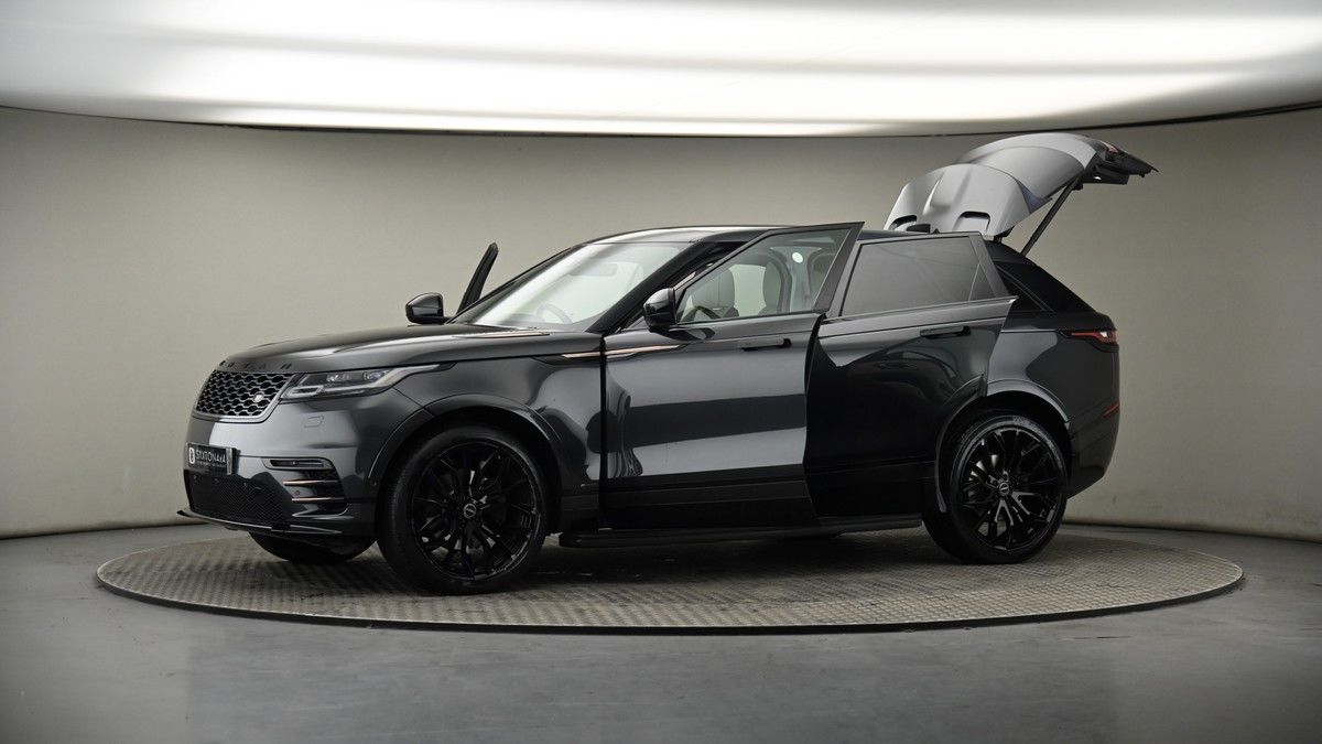More views of Land Rover Range Rover Velar