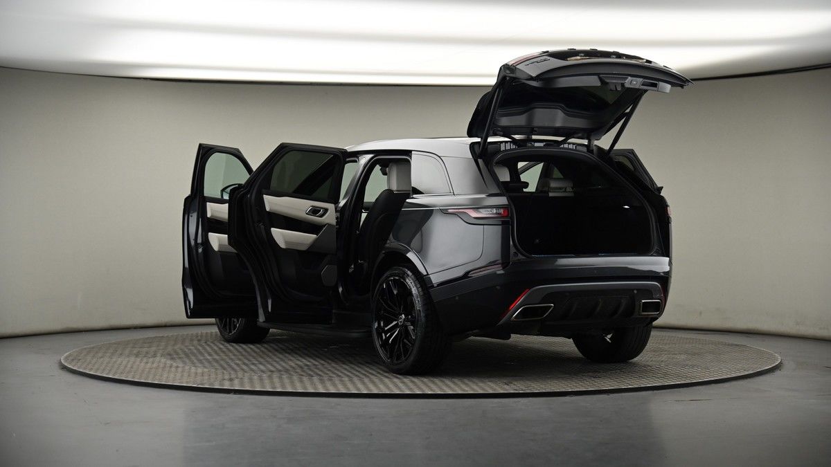 Land Rover Range Rover Velar Image 8