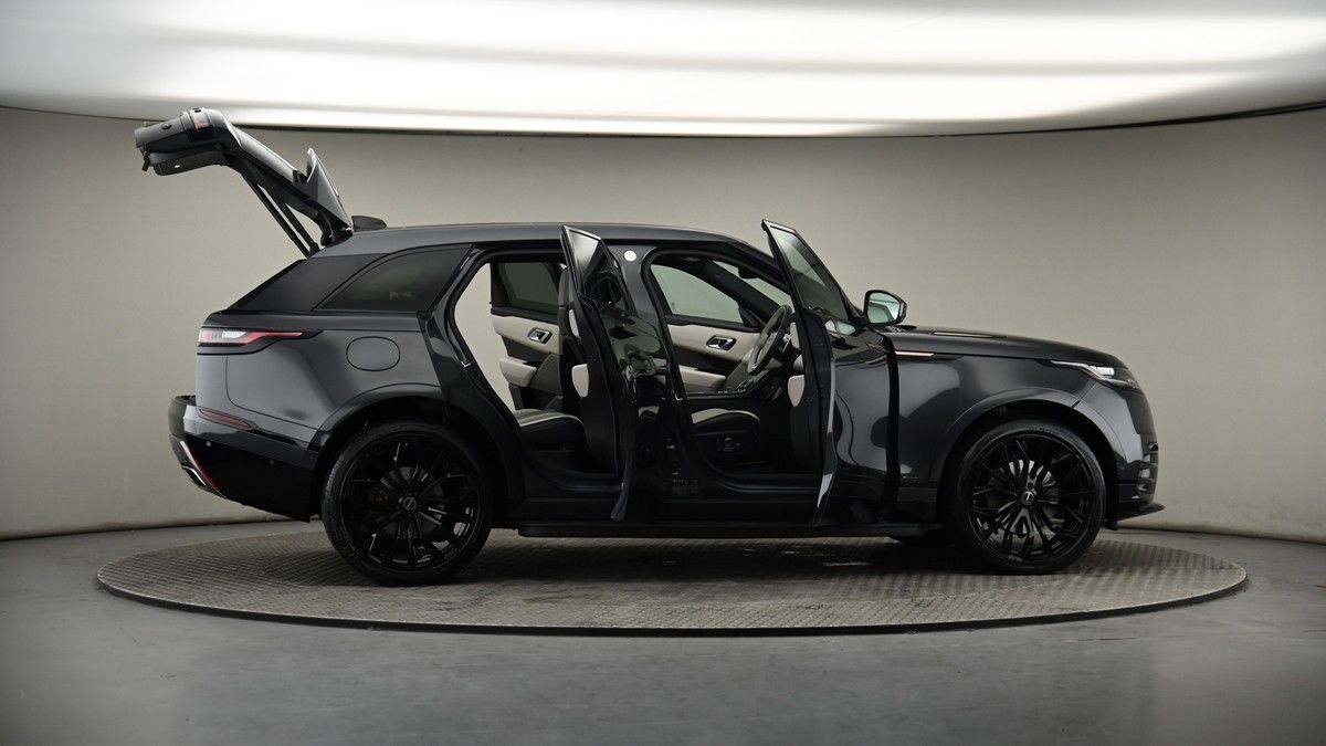 More views of Land Rover Range Rover Velar