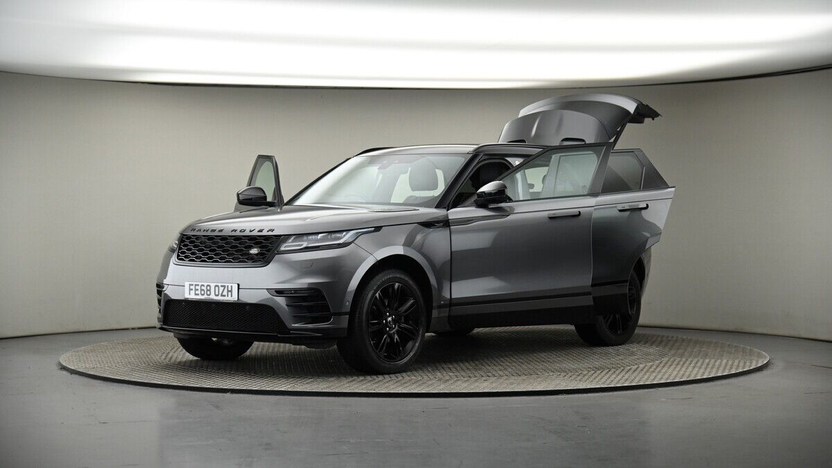 More views of Land Rover Range Rover Velar