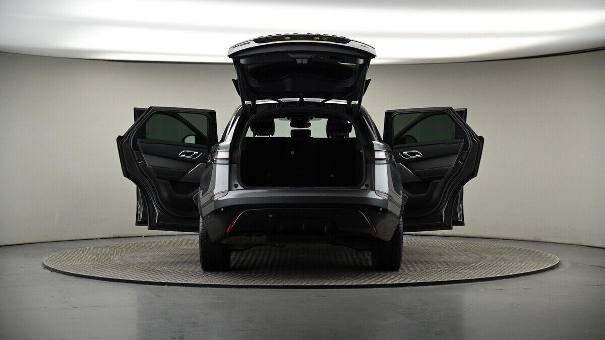 More views of Land Rover Range Rover Velar