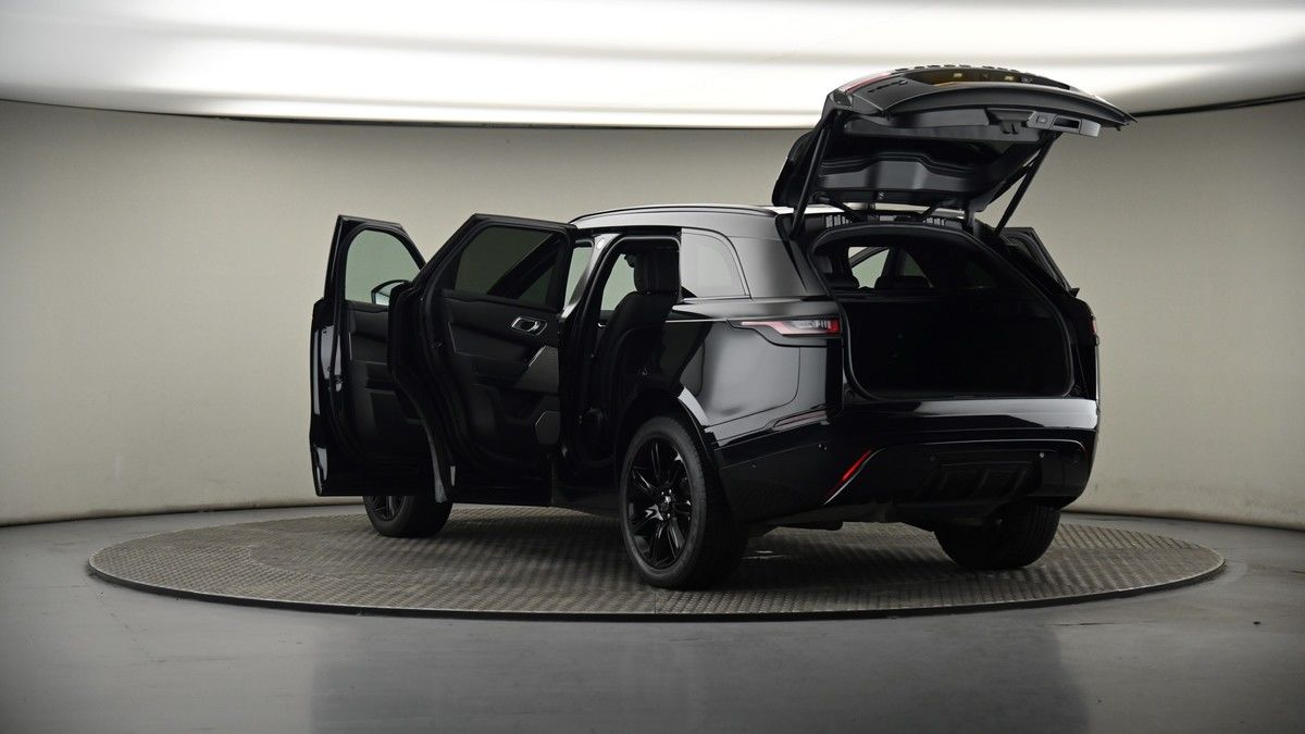 Land Rover Range Rover Velar Image 8