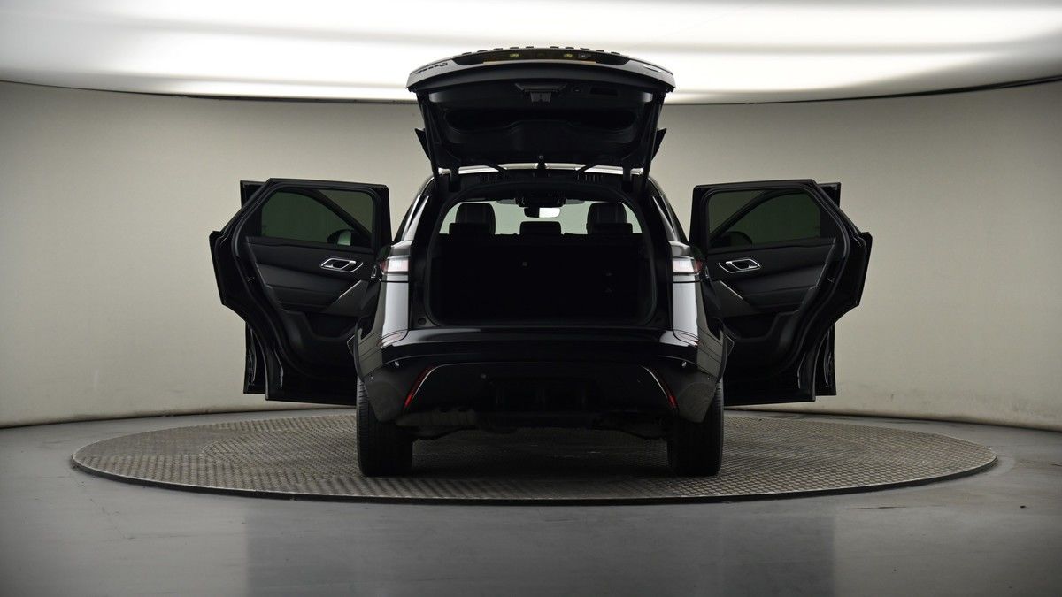 More views of Land Rover Range Rover Velar