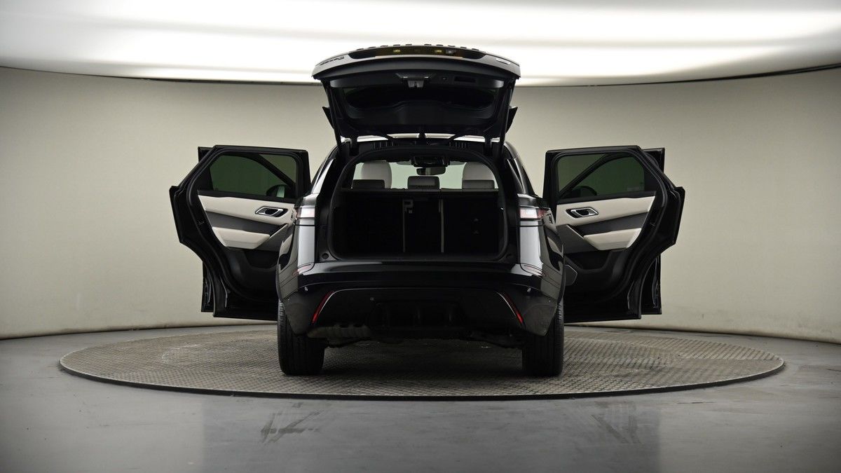 More views of Land Rover Range Rover Velar
