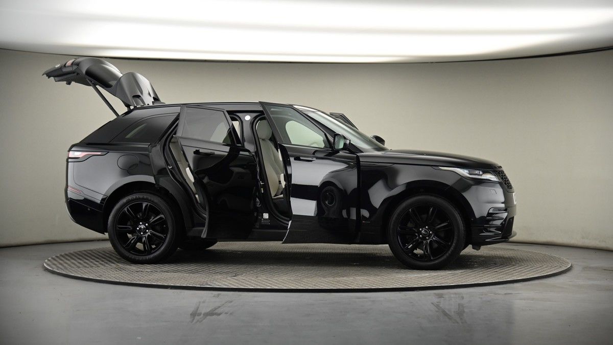 More views of Land Rover Range Rover Velar