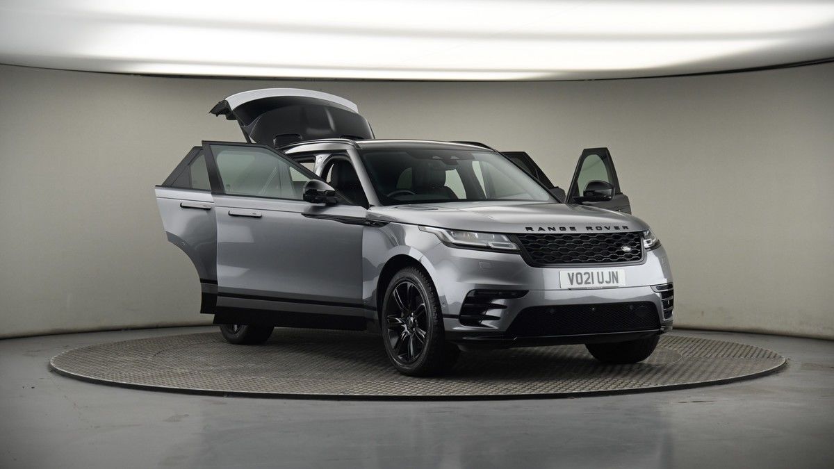 More views of Land Rover Range Rover Velar