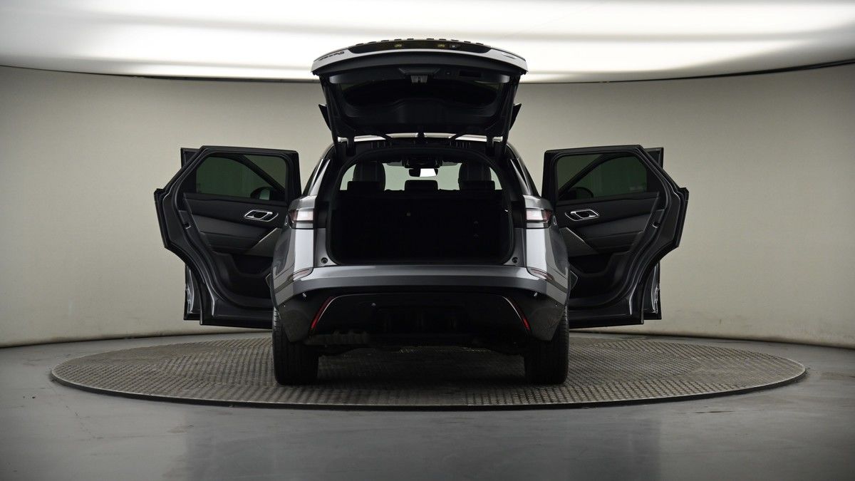 More views of Land Rover Range Rover Velar