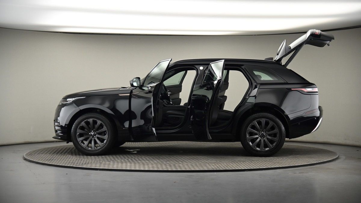 More views of Land Rover Range Rover Velar