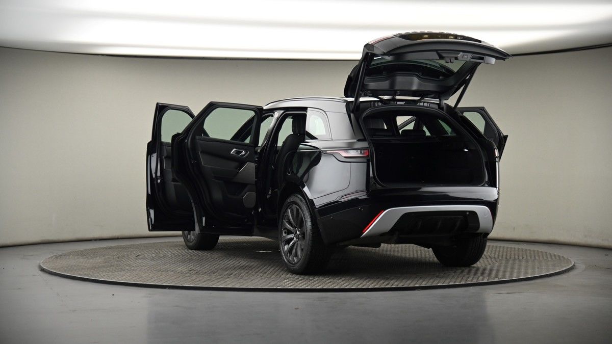 Land Rover Range Rover Velar Image 8
