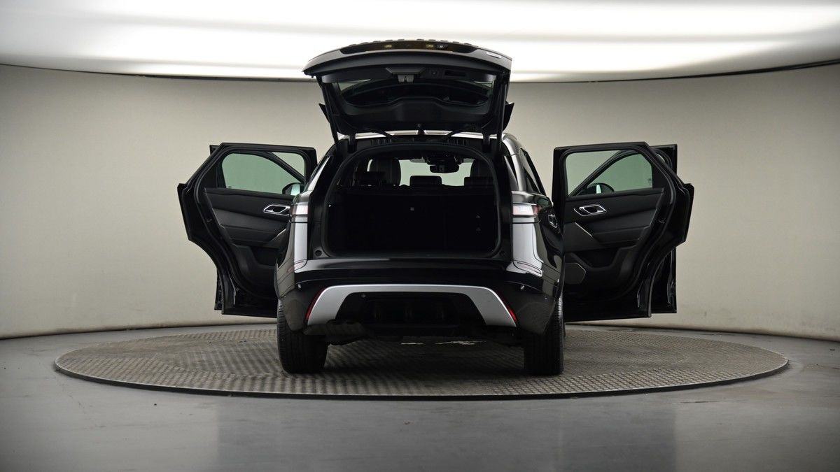 More views of Land Rover Range Rover Velar