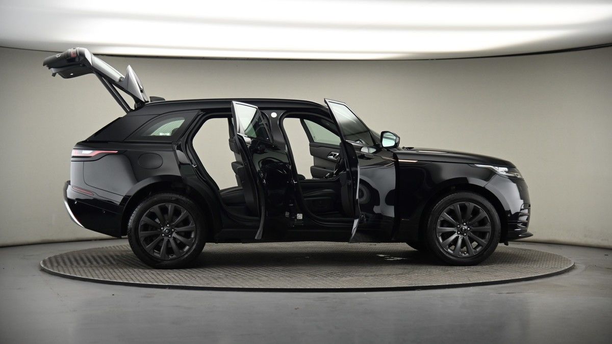 More views of Land Rover Range Rover Velar