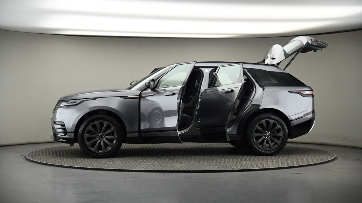 More views of Land Rover Range Rover Velar