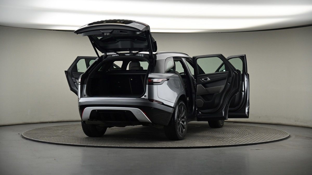 More views of Land Rover Range Rover Velar