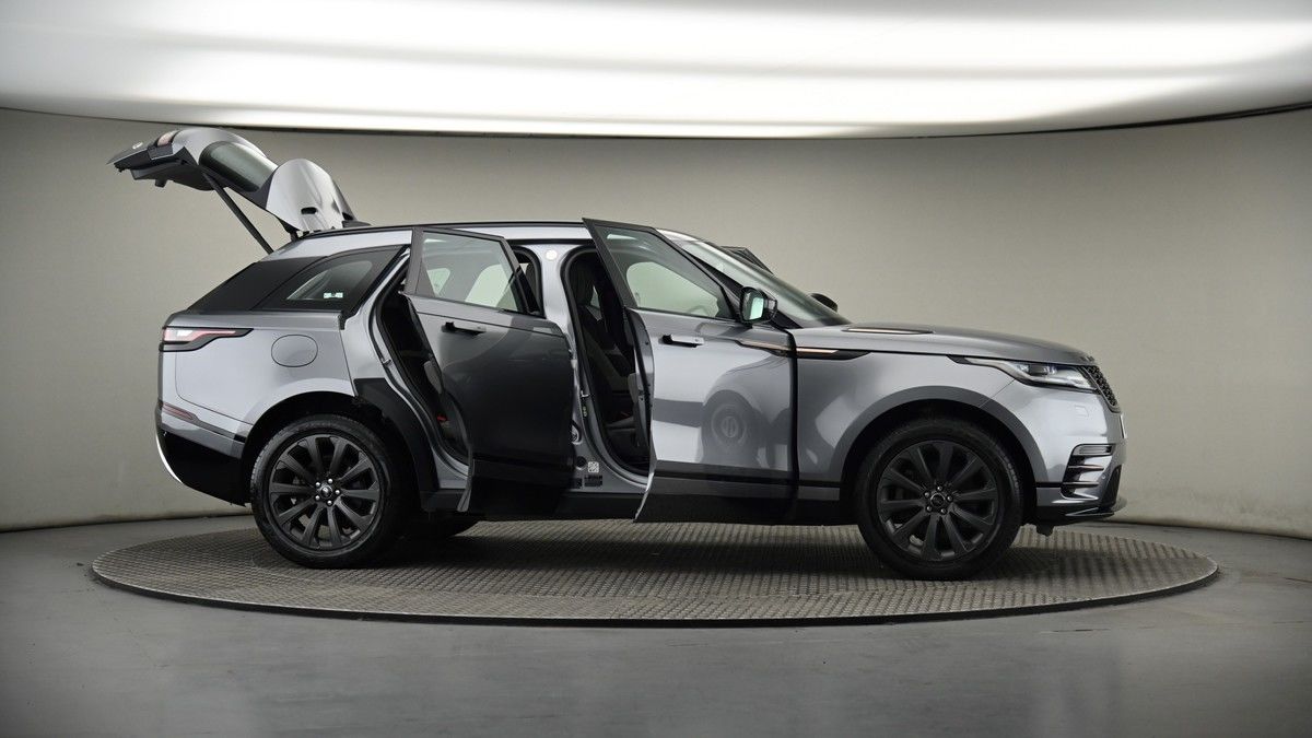 More views of Land Rover Range Rover Velar