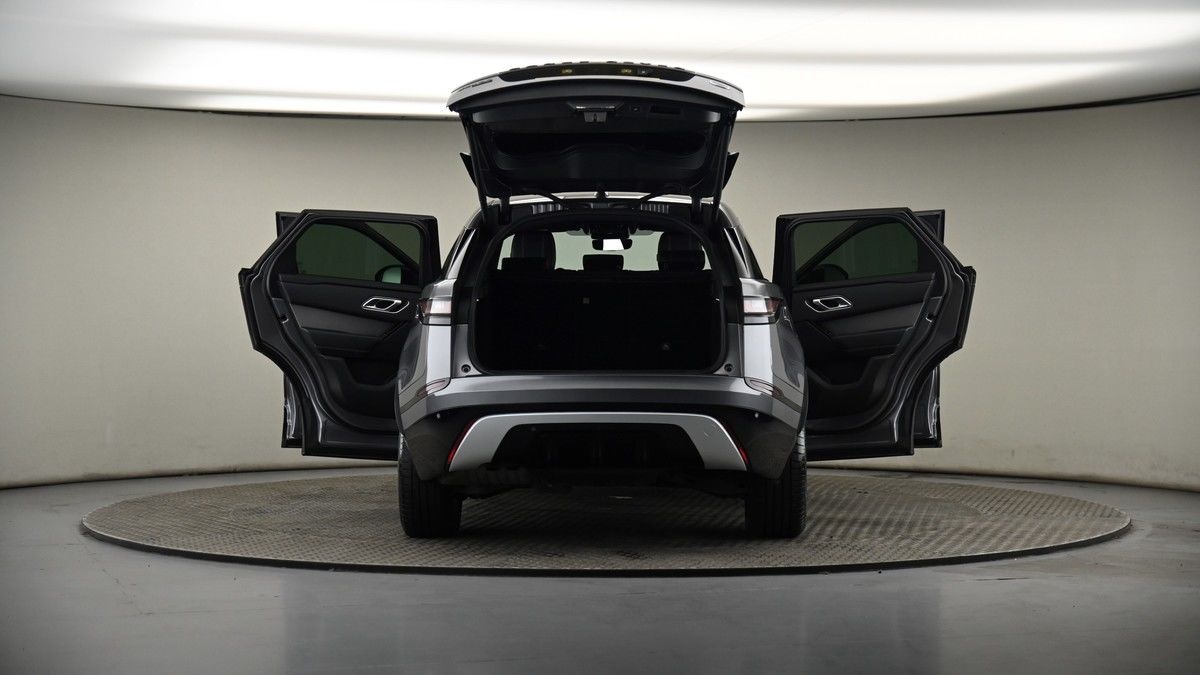 More views of Land Rover Range Rover Velar