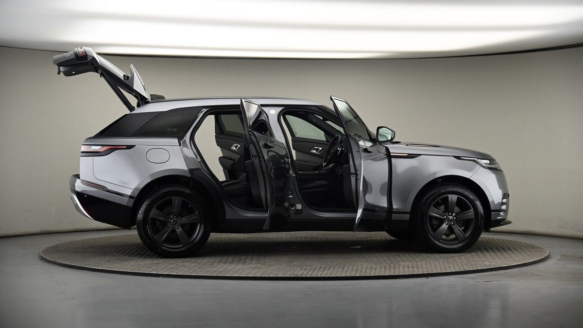More views of Land Rover Range Rover Velar