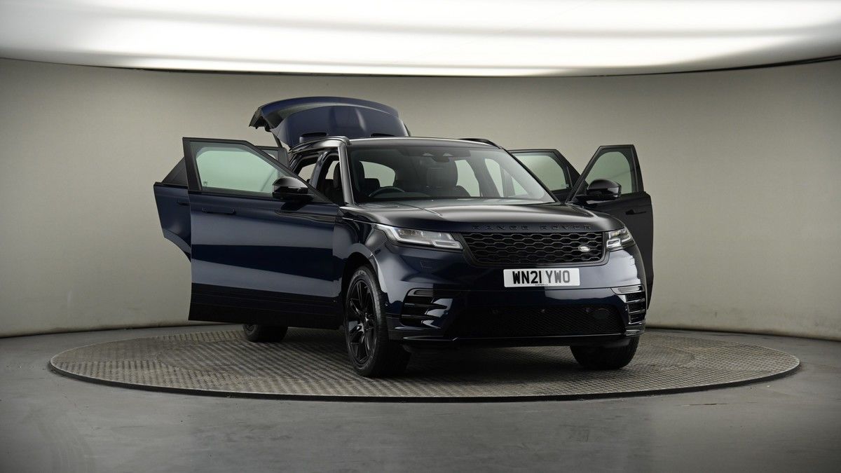 More views of Land Rover Range Rover Velar