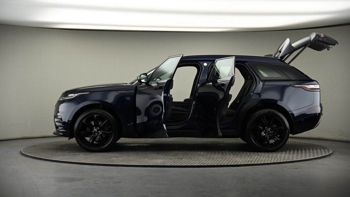 More views of Land Rover Range Rover Velar