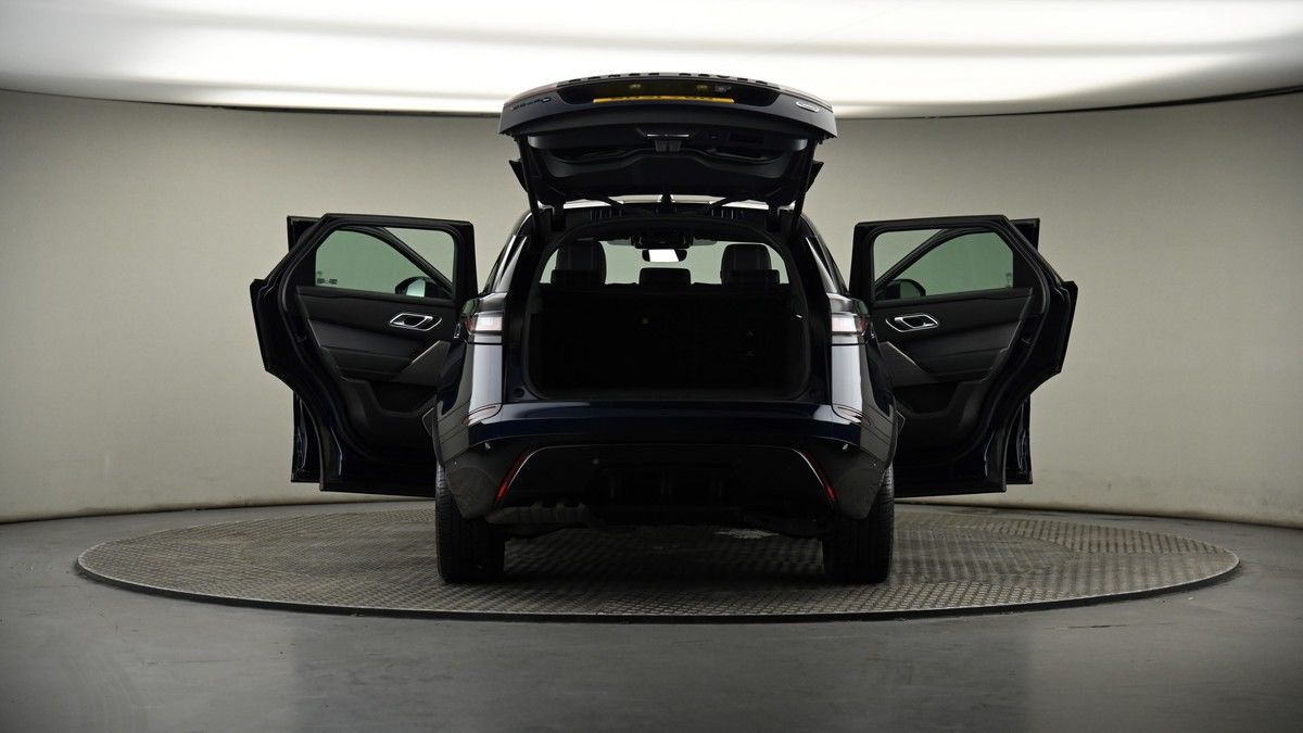 More views of Land Rover Range Rover Velar