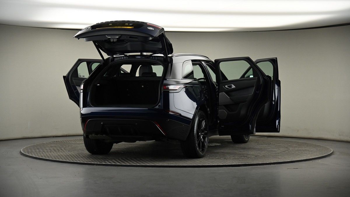 More views of Land Rover Range Rover Velar