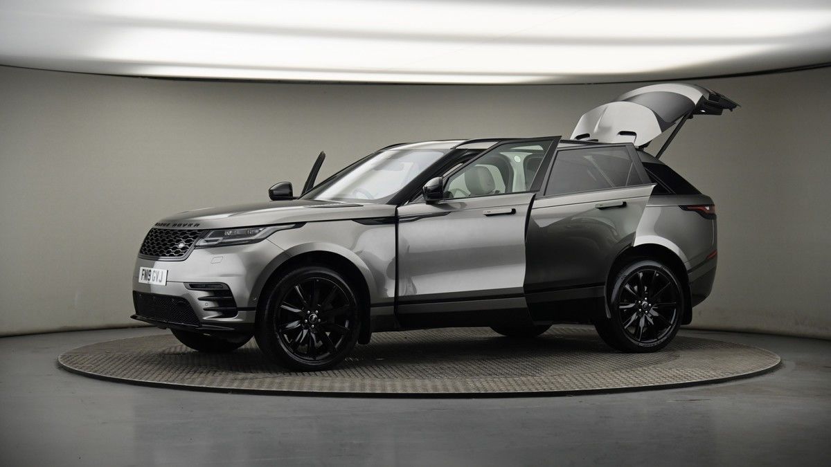More views of Land Rover Range Rover Velar