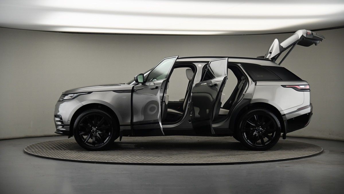 More views of Land Rover Range Rover Velar