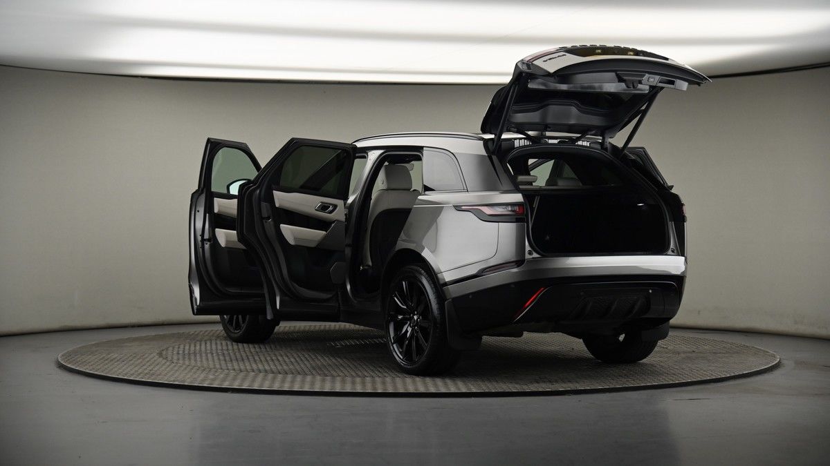 Land Rover Range Rover Velar Image 8