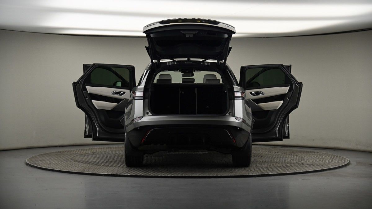 More views of Land Rover Range Rover Velar