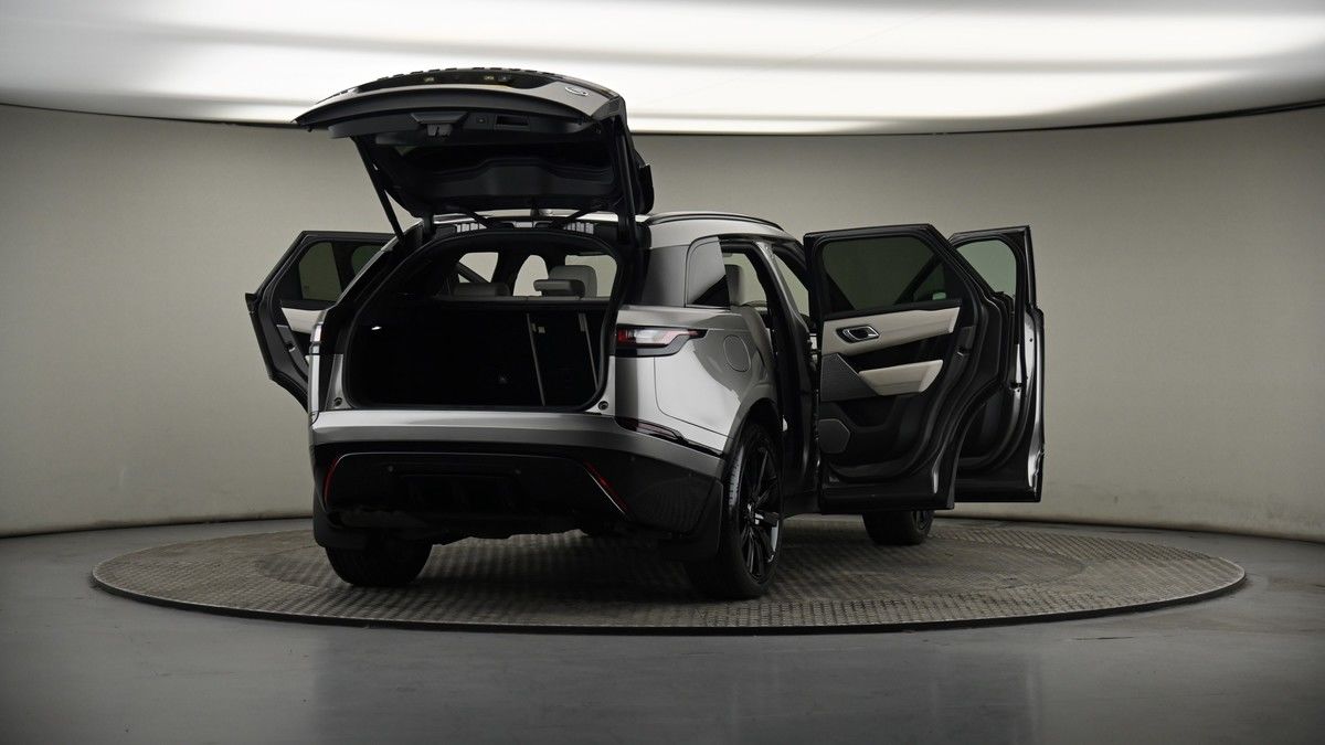 More views of Land Rover Range Rover Velar