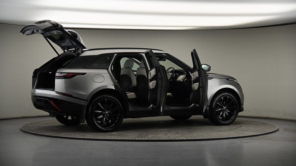 More views of Land Rover Range Rover Velar