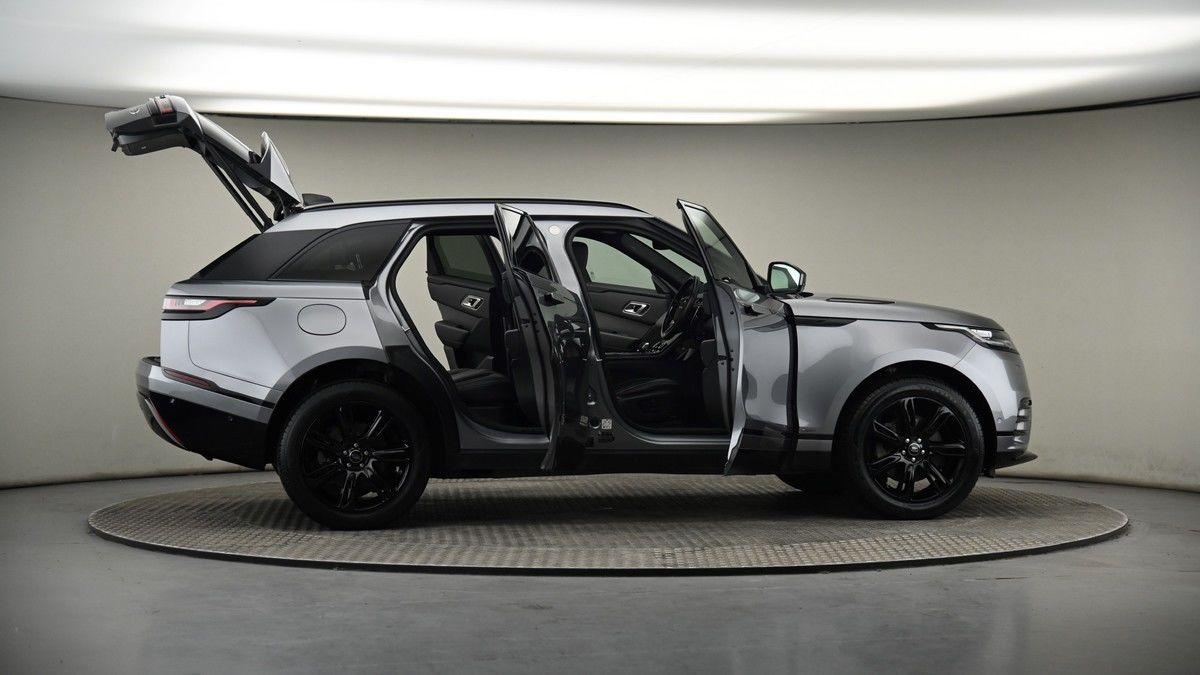 More views of Land Rover Range Rover Velar