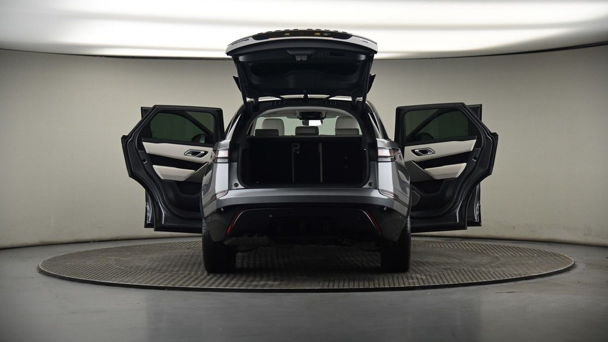 More views of Land Rover Range Rover Velar