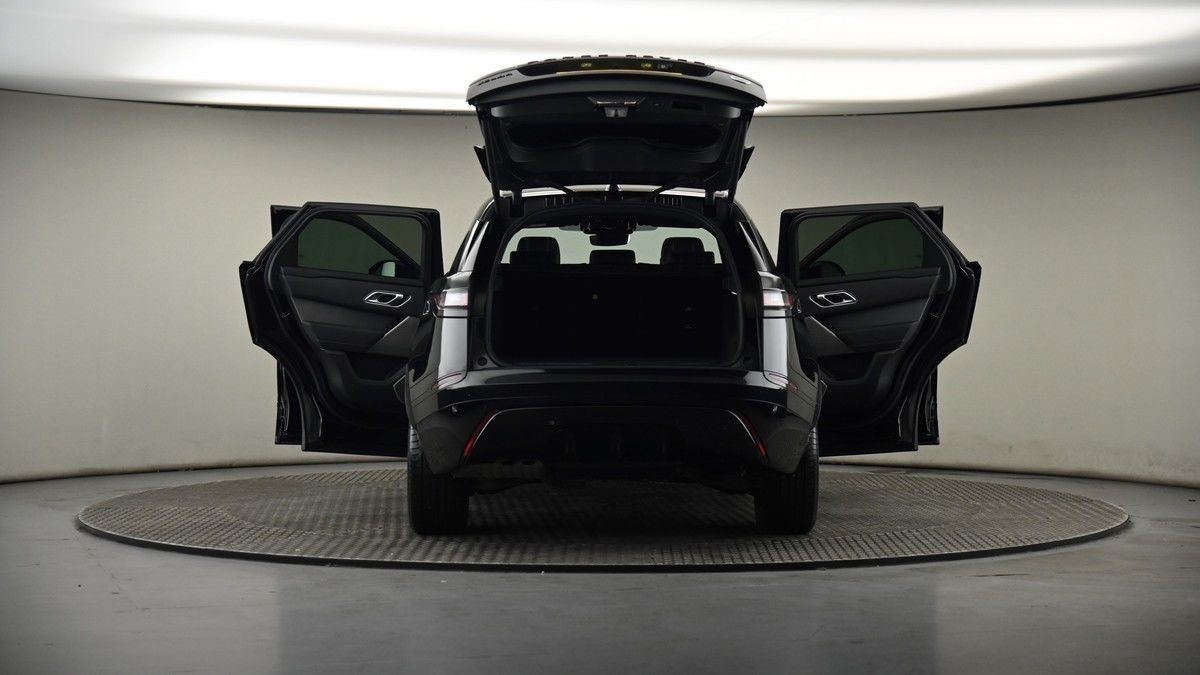 More views of Land Rover Range Rover Velar