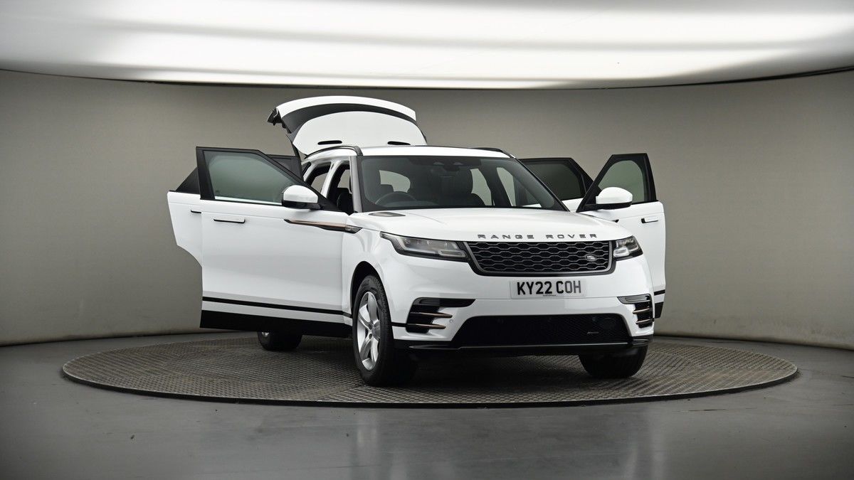 More views of Land Rover Range Rover Velar
