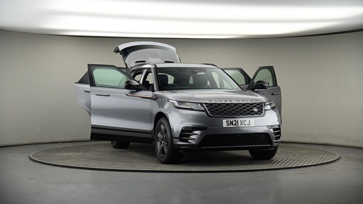 More views of Land Rover Range Rover Velar