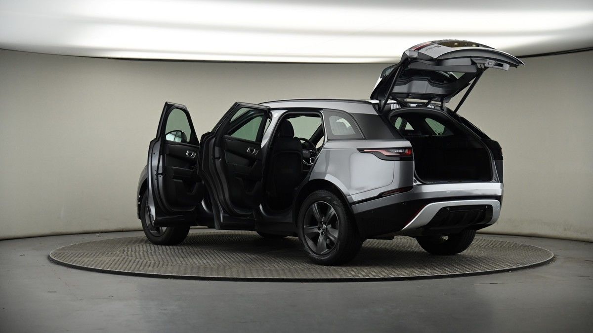 More views of Land Rover Range Rover Velar